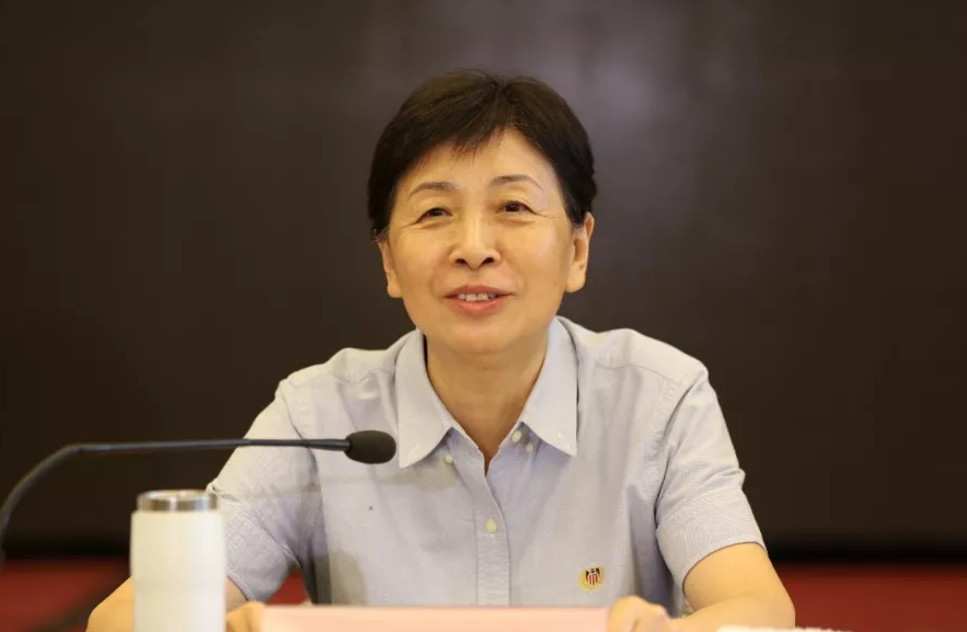 王侠——第十三届全国政协常委、农业和农村委员会副主任（清涧县）